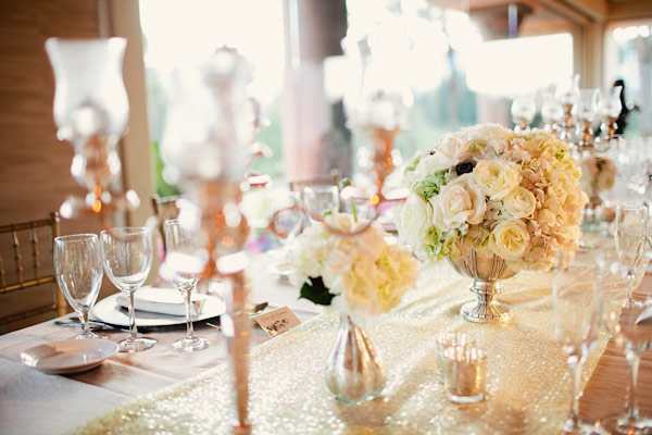 Trang trí bàn tiệc cưới mùa đông