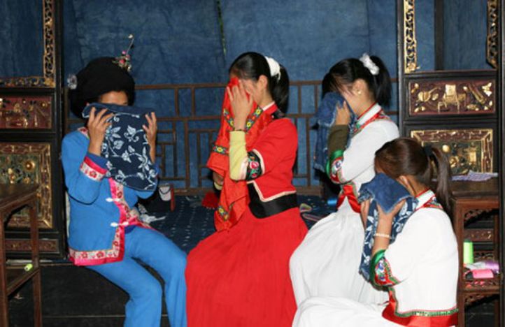 Khóc trong đám cưới ở Trung Quốc
