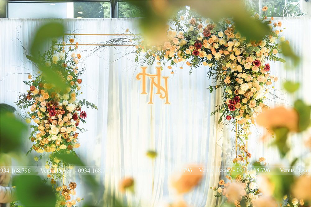 trang trí tiệc cưới khách sạn Nguyên Hưng - Hồng Nhung